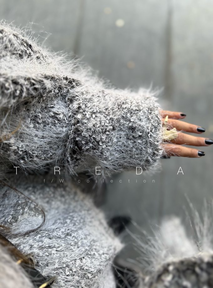 F 2 (اور کت بلند)